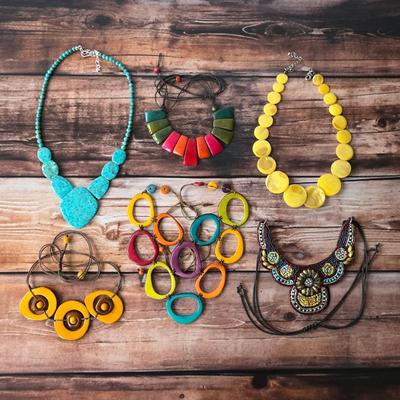 Women's jewelry and accessories