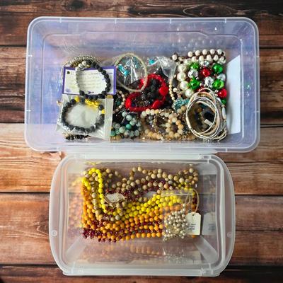 Women's jewelry and accessories