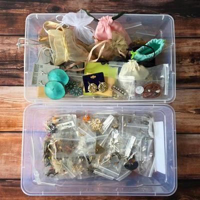 Women's jewelry and accessories