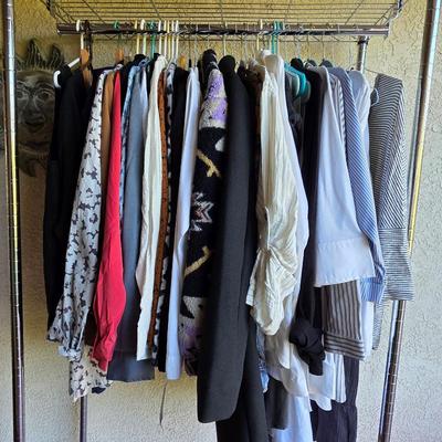 Women's clothing - hundreds of pieces new with tags
