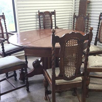 Antique Barley Twist Caned Chairs (7) +4,  & Antique Oak Pedestal Table +5 Leaves - SEPARATE PICKUP