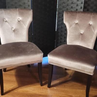 Velvet Princess Chairs with Diamond Tufting