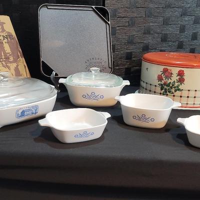 Vintage Metal Cake Pan, Corning ware & John Wayne Cast Iron griddle