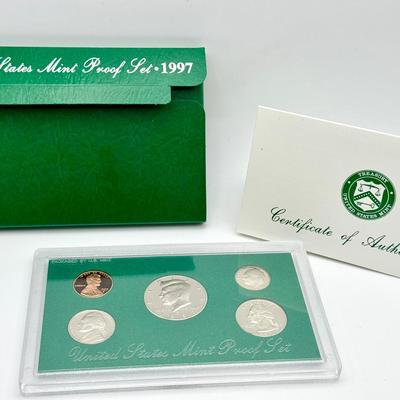 1997 United States Mint Proof Coin Set With Certificate Of Authenticity 