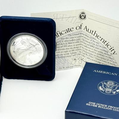 2001 American Eagle One Ounce Proof Silver Bullion Coin With Certificate Of Authentication 