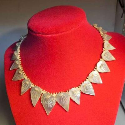 1930s Mother Of Pearl Shell Leaf Necklace 