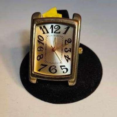 Goldtone Face Watch FMDZR195 115