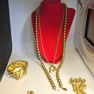 Krementz Floral Brooch, Richelieu Goldtone Bead Necklace Plus