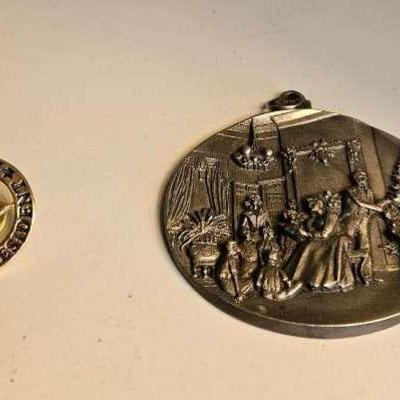 George W. Bush Pin, Governor & Mrs. Parris Glendening Pendant 