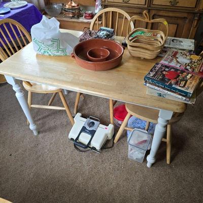 Kitchen table 4 chairs