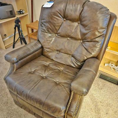Sale Photo Thumbnail #157