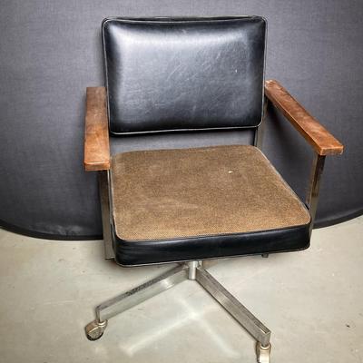 Vintage Desk Chair 