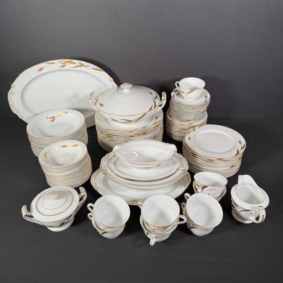 Handpainted China - Dukagama “Arita” 