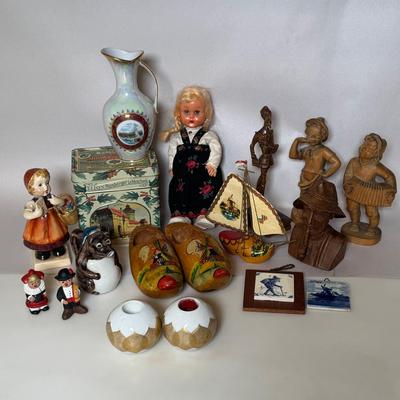 Wood Carved Holland Decor