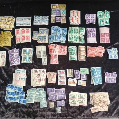 Vintage 4¢ Stamp Collection W/ 1938 4.5¢ Single Stamp #809
