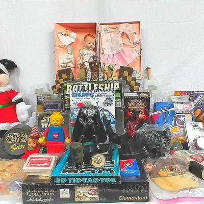1000pc Michelangelo Puzzle W/ Mixed Vintage Toys And Games