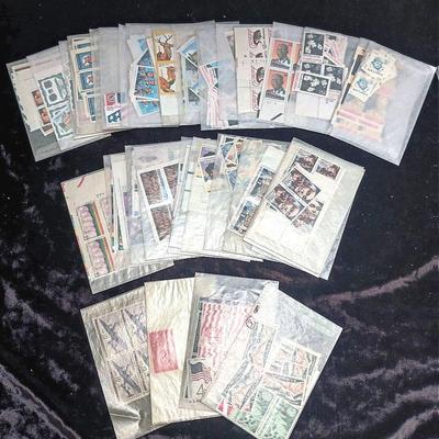 3¢-29¢ Vintage USA Postal Stamp Collection W/ 25¢ Air Mail #C44