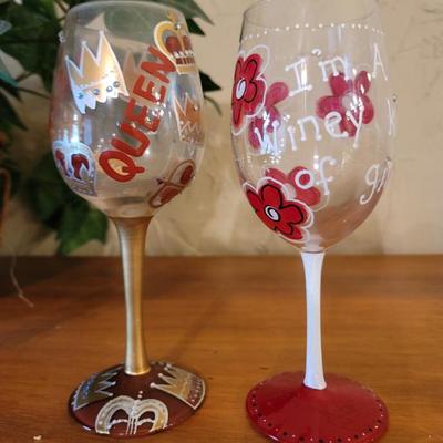 Fun wine glasses fit for a queen