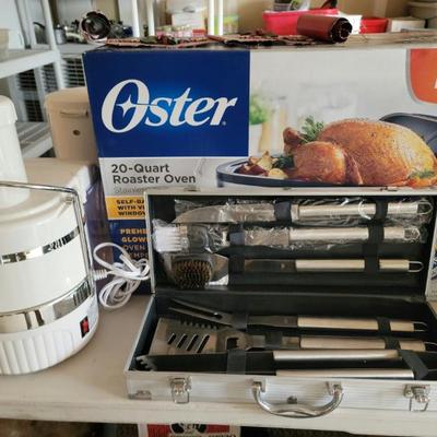 Some small appliances new in bix