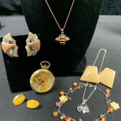 Ct540 yellow costume jewelry