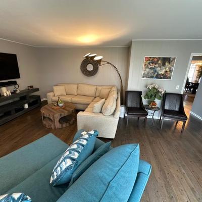 Tan Sectional sofa in picture NOT for sale. Everything else is!