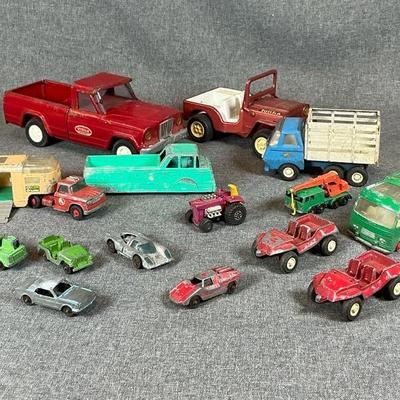 Vintage Die Cast Metal Toy Trucks, Jeep And Cars