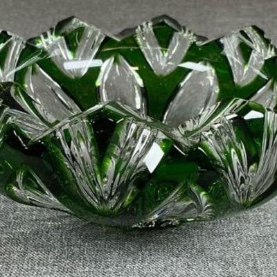 Caesar Crystal Bohemiae Lotus Medium Strawberry Bowl Emerald