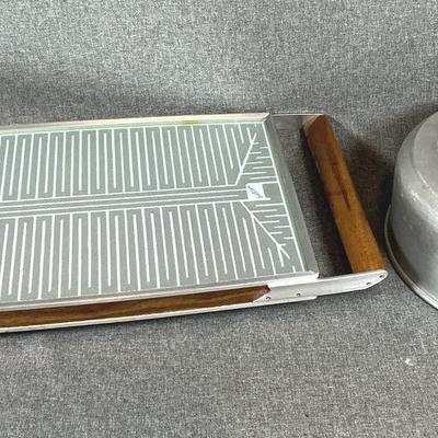 Salton Hotray And Aluminum Cake Cover