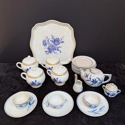 Blue And White China - Richard Ginori Italy
