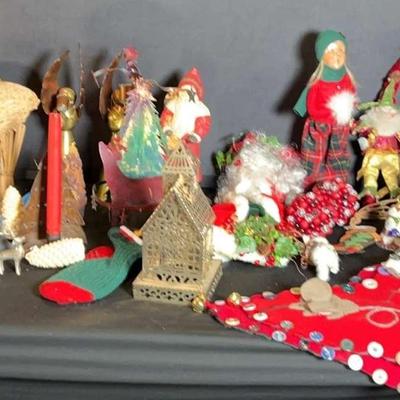 Holiday Tabletop Decor 