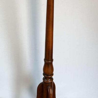 Pedestal Stand