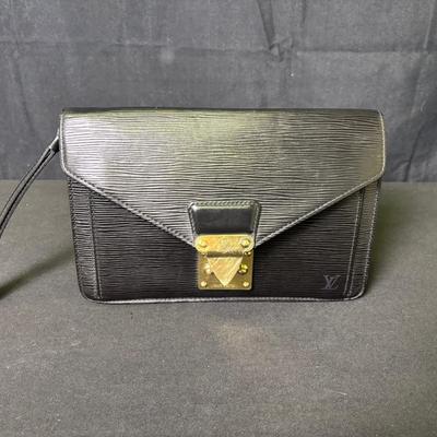 Louis Vuitton Epi Sellier Clutch - Authenticated