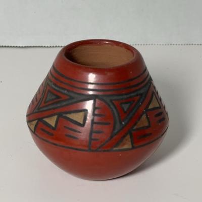 Santa Clara Minnie Vigil Small Polychrome Pot
