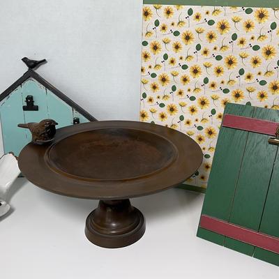 Table Top Bird Bath & Decor
