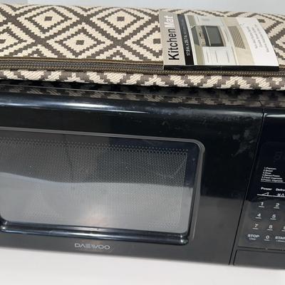 Daewoo Small Microwave & New Kitchen Mat 