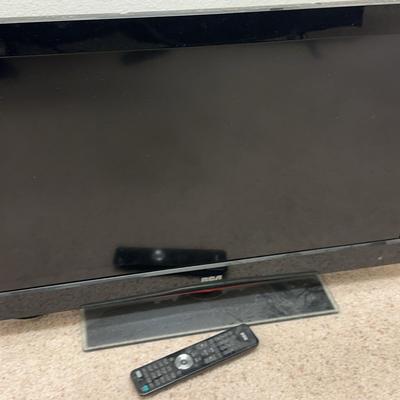 RCA 32” Flat Screen TV