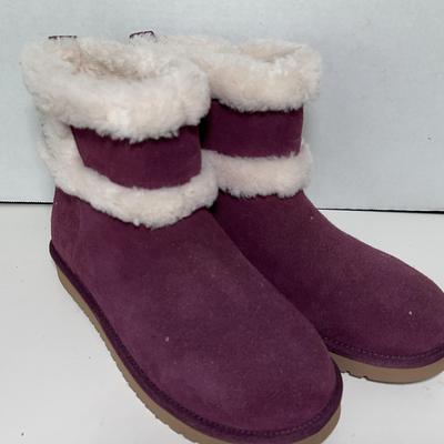 Koolaburra by UGG Women's Barlee Plum Short Boots