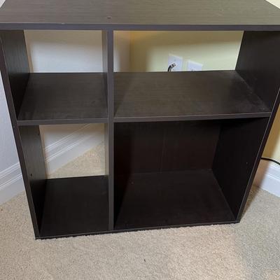 Simple Cube Shelf