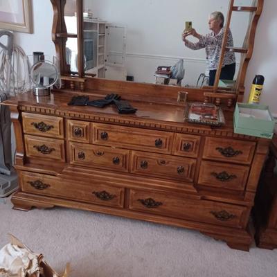 Dresser