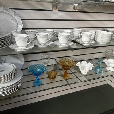 Eight 8️⃣ lace settings- Noritake china 