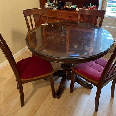 Dining Table w/ 6 Chairs & Glass Table Top