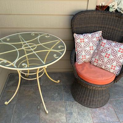 Wicker Patio Chair & Glass Top Table 