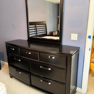 Chest Of 7 Drawers with Mirror