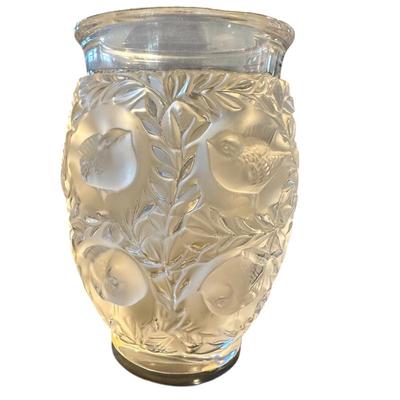 Sale Photo Thumbnail #263: Lalique Bagatelle Bird Vase