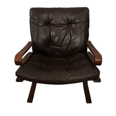 Sale Photo Thumbnail #524: Norweigian Kengu Lounge Chair by Erde and Nordahl Solheim Skyline 