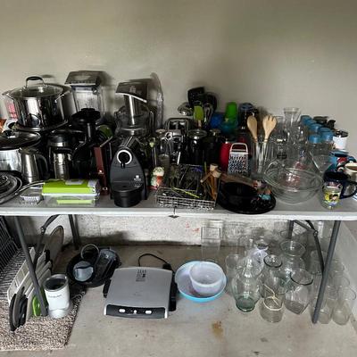 Sale Photo Thumbnail #583: Kitchen Appliances