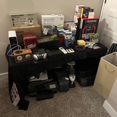 Sale Photo Thumbnail #587: electronics