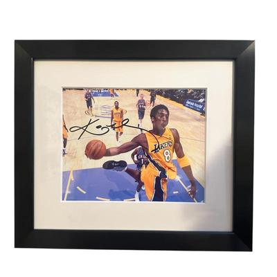 Sale Photo Thumbnail #461: Signed and framed Kobę Bryant photo in frame 16" x 14" 