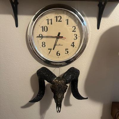 Sale Photo Thumbnail #480: clock and resin skull