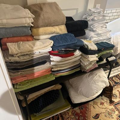 Sale Photo Thumbnail #386: high end linens and rugs